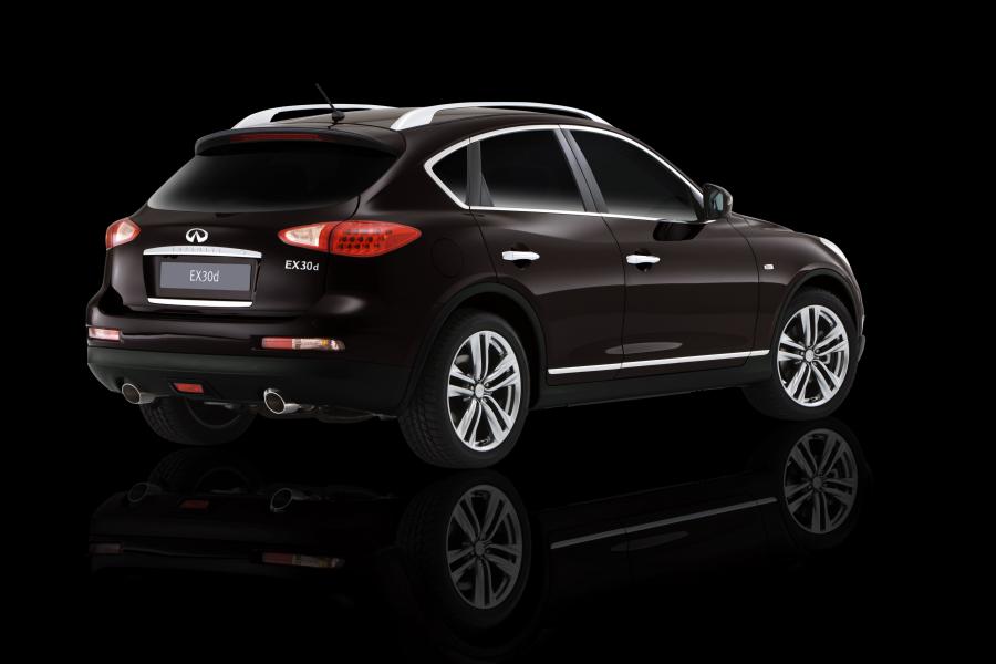  Infiniti EX30d Black Premium 2011 года  (фото 4 из 7)